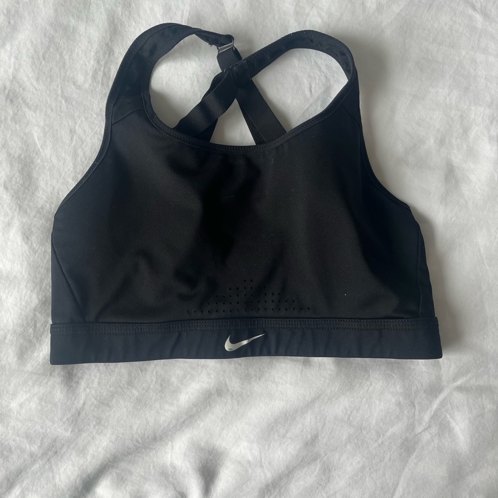 nike sports bra